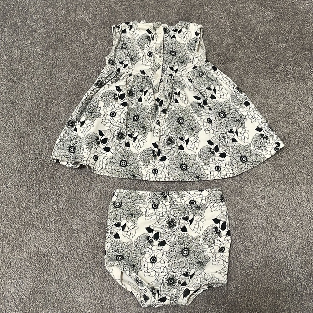 Kate Quinn Vintage Floral Set - Picture 6 of 8